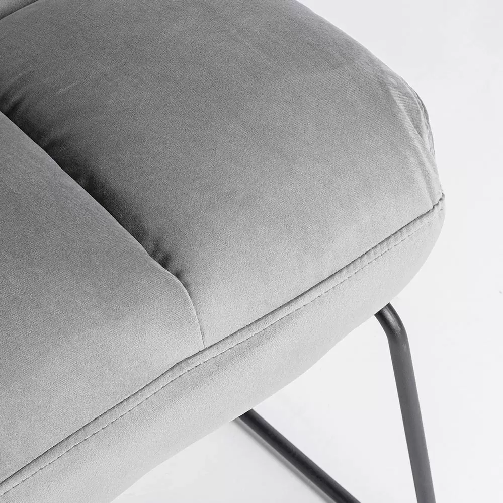 Classic Armchair In Steel And Upholstered Seat In 2 Color Velvet - Guire - Image 5