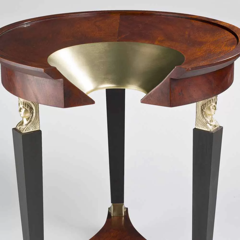 Living Room Side Table Venere With Glass Top And Brass Decorations - Image 2